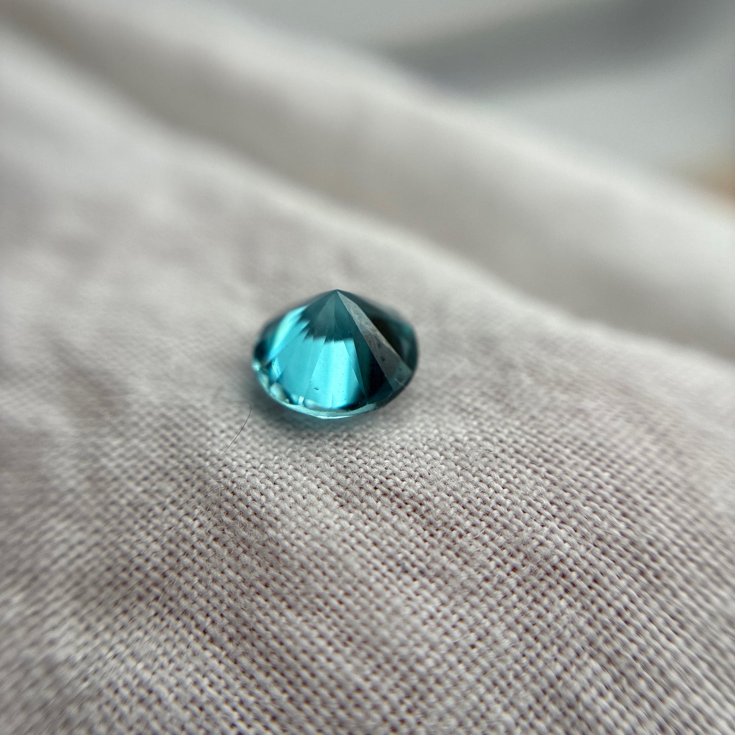 6.5mm Blue Zircon 1.63 carat Round Cut