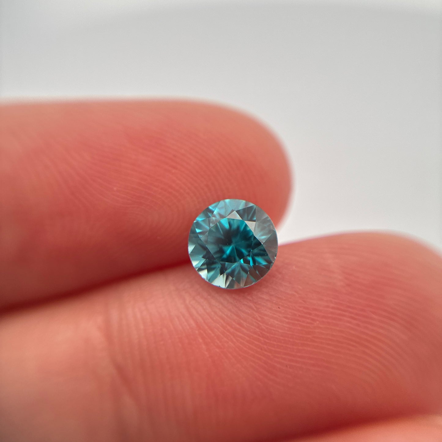 6.5mm Blue Zircon 1.63 carat Round Cut