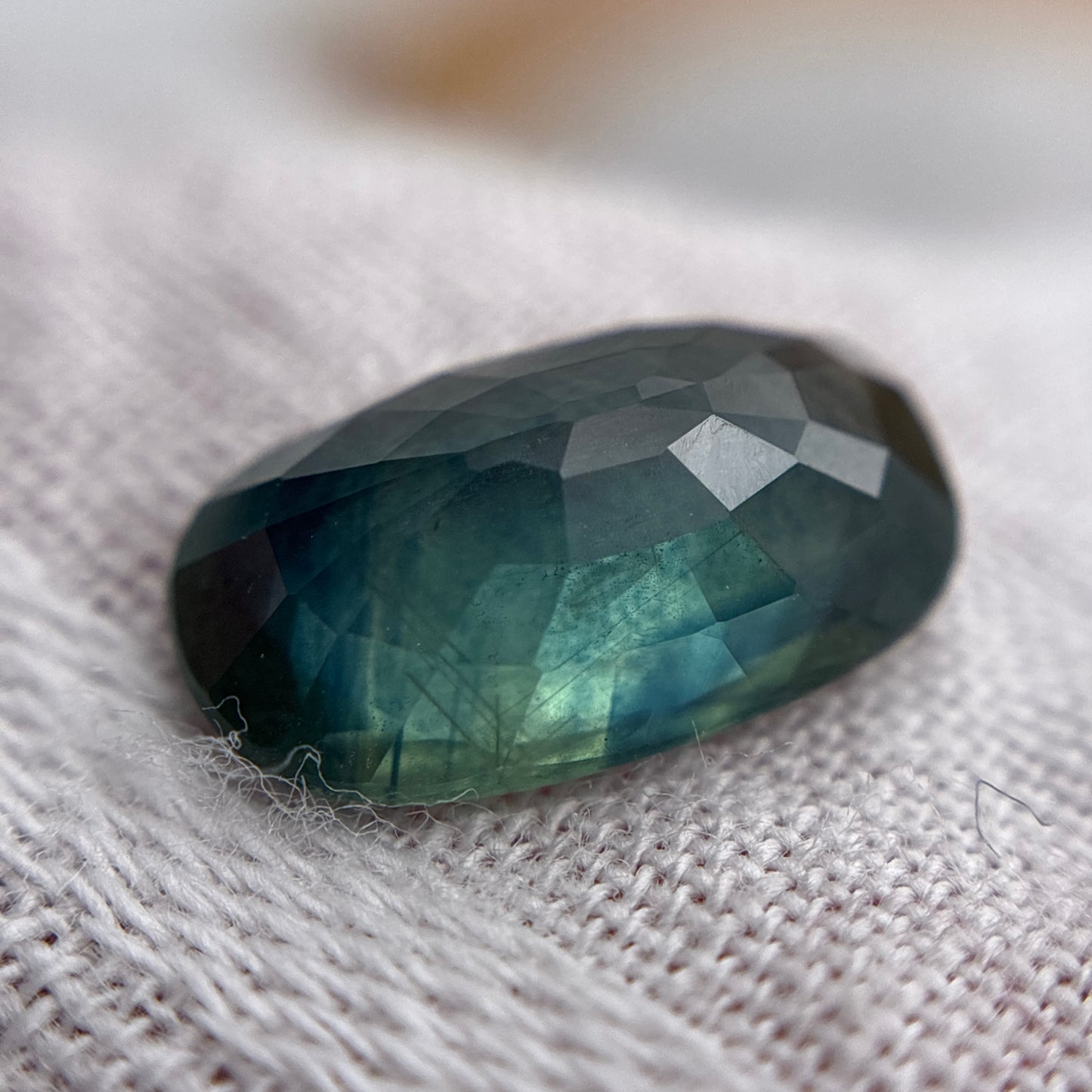 2.25 carat Teal Sapphire 10.2x6.1mm Oval Cut