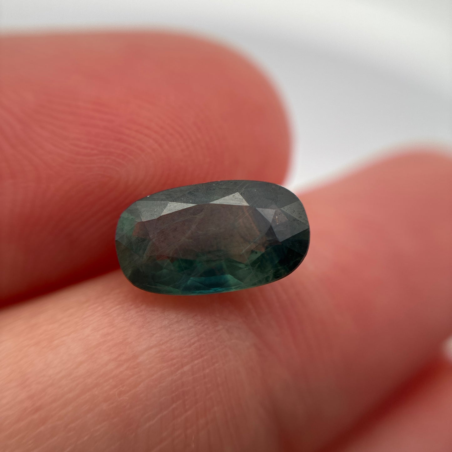 2.25 carat Teal Sapphire 10.2x6.1mm Oval Cut
