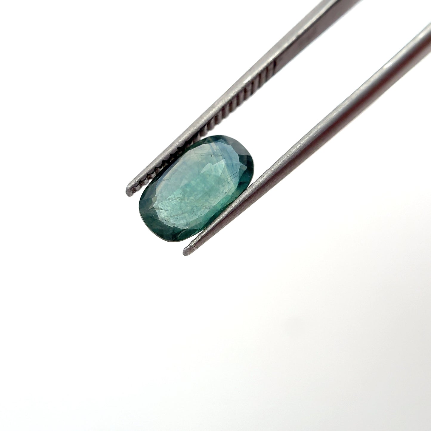 2.25 carat Teal Sapphire 10.2x6.1mm Oval Cut