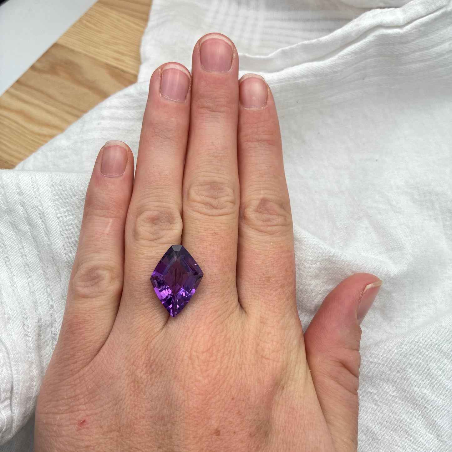 10 carat Purple Amethyst 19.4x14.3mm Kite Cut