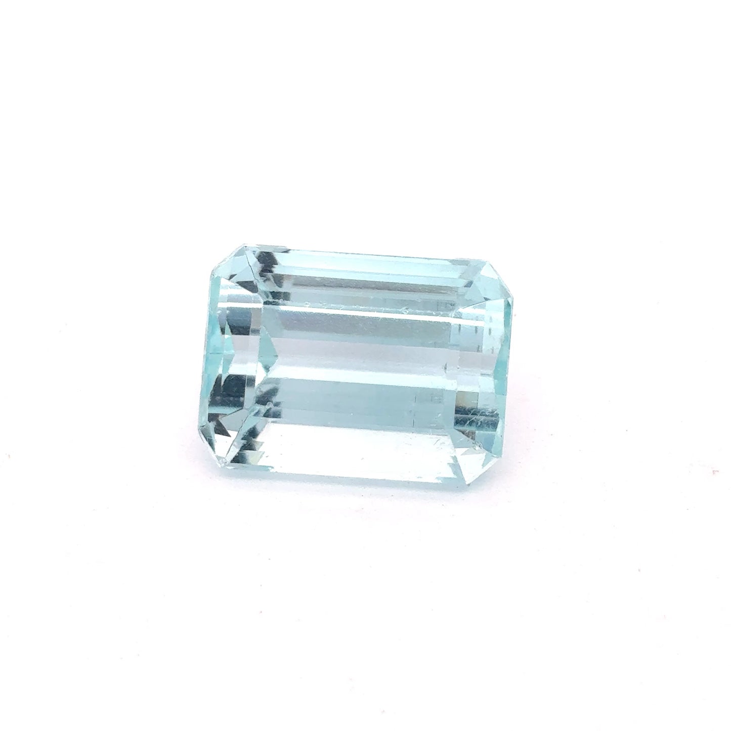 13 carat Light Blue Aquamarine 15.7x11.65mm Emerald Cut