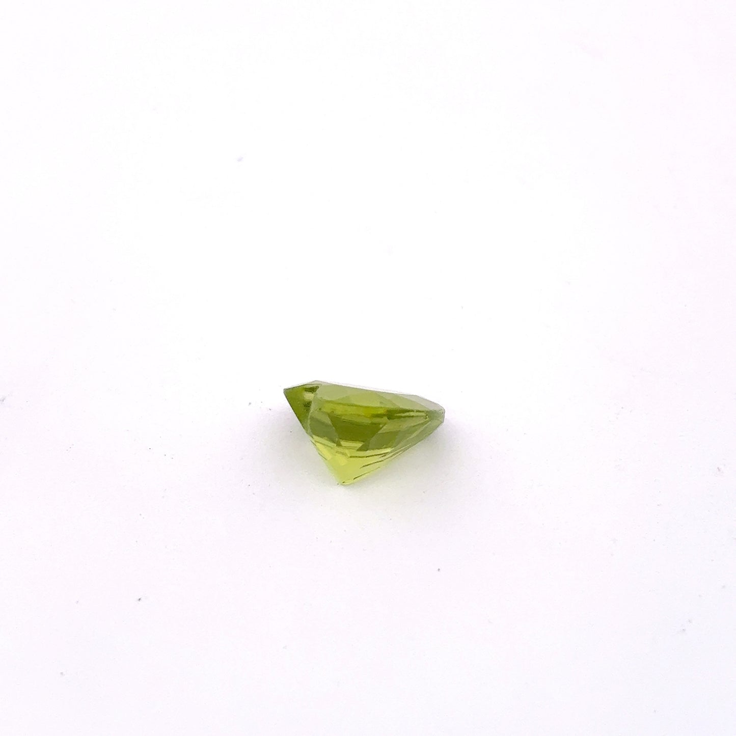 8mm Green Peridot 1.88 carat Heart Cut
