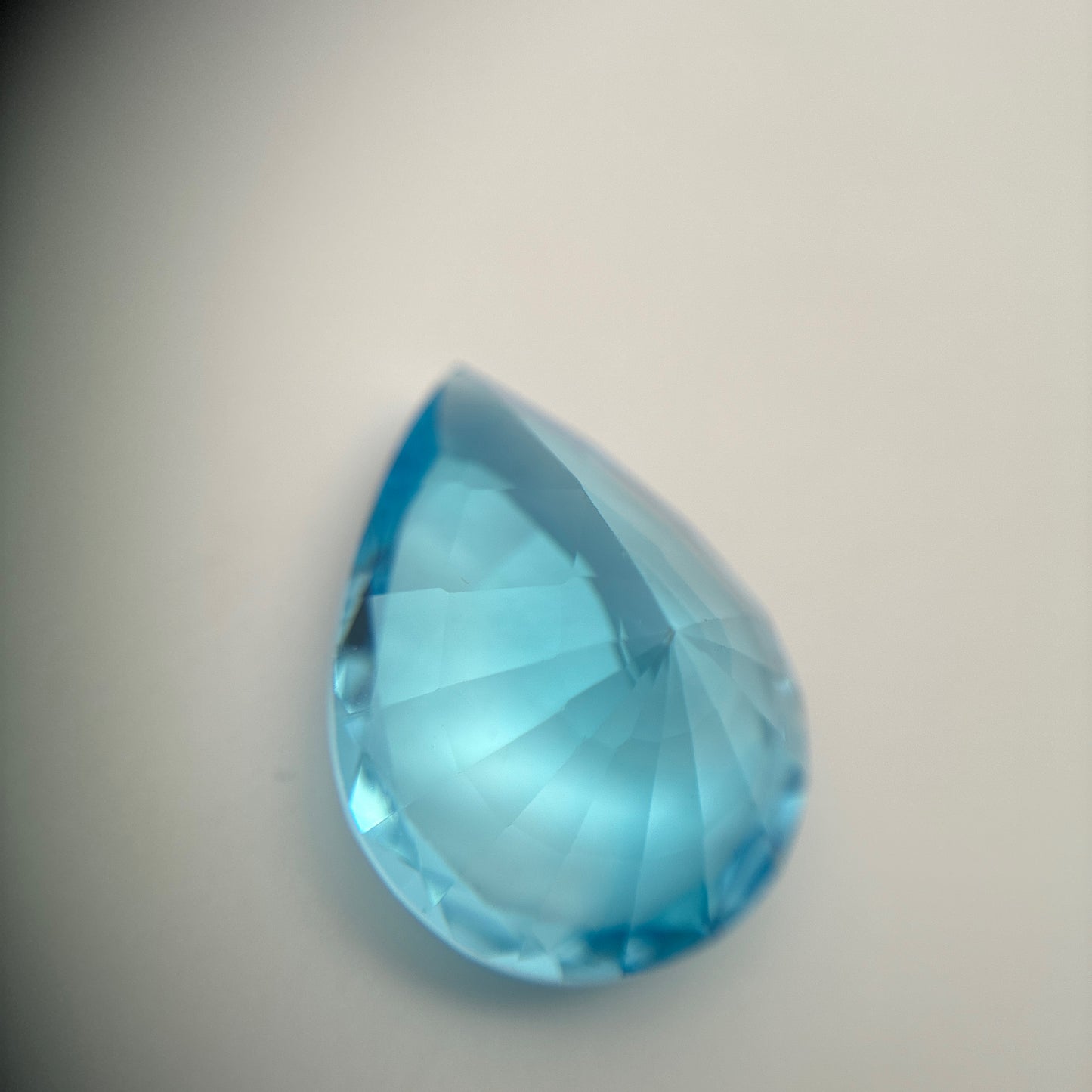 18 Carat Light Blue Topaz 19.75x15.0mm Pear Cut