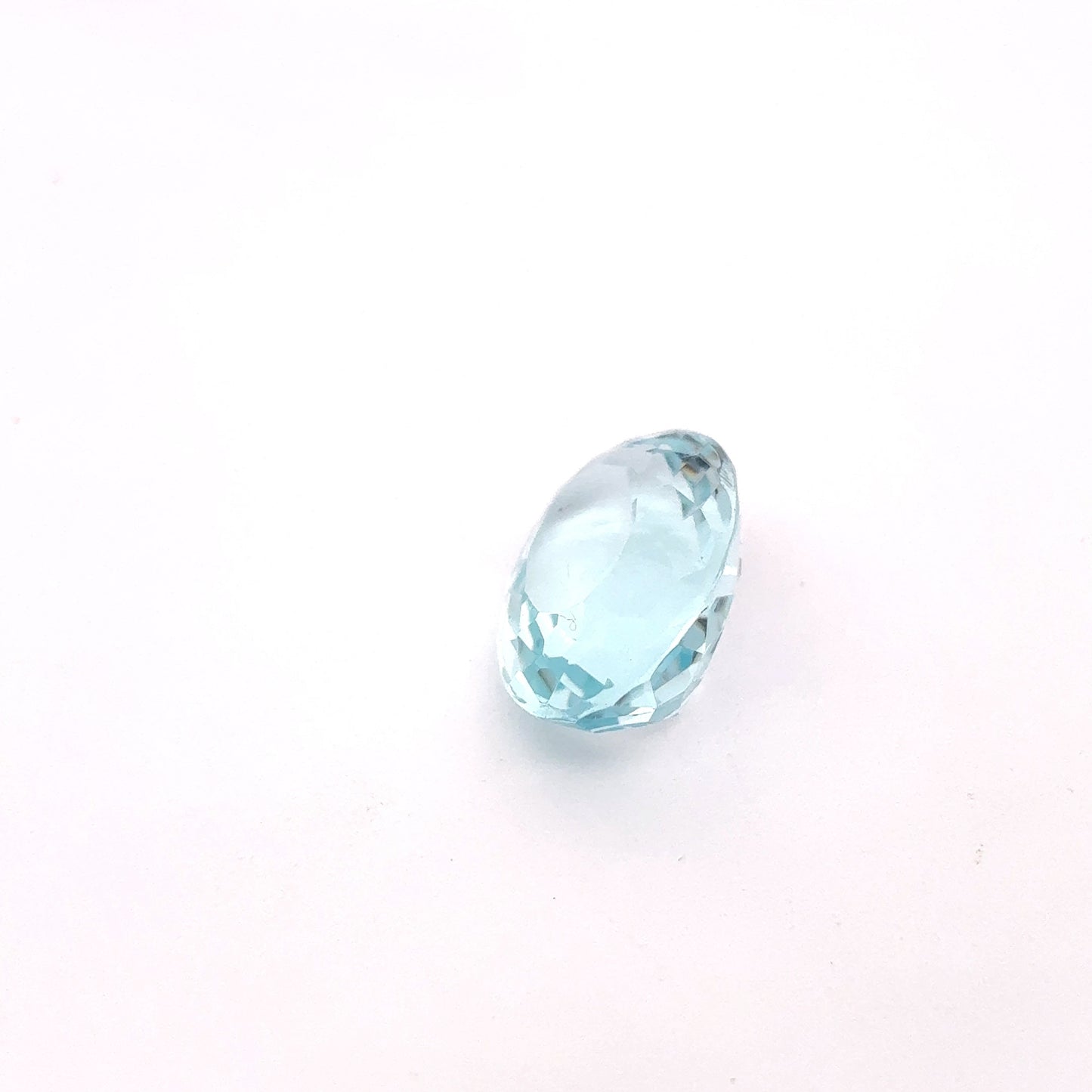 6.25 carat Aquamarine, 14x10.6mm Oval Cut
