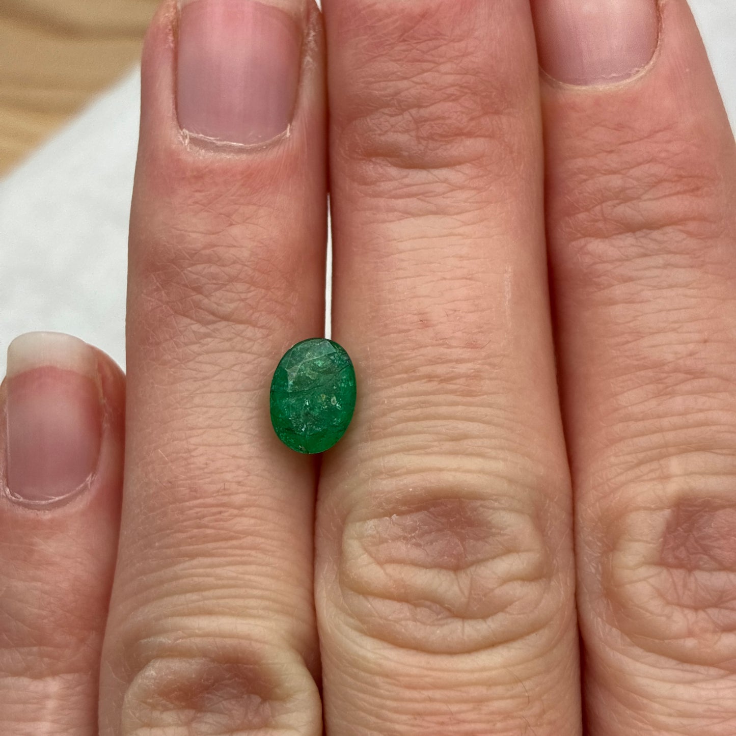 1.41 carat Green Natural Emerald, 7.8x5.7mm Oval cut