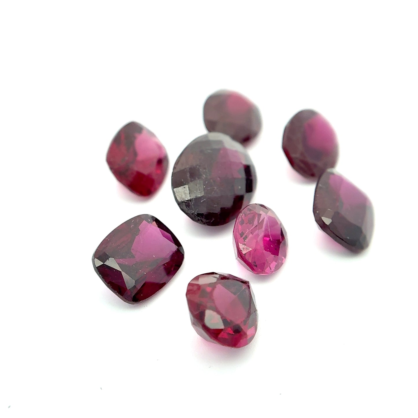 30 carats Lot of Reddish Purple Garnets, Worn 8 pieces, Faceted, Recycled, Chipped, Preformed Facet Rough