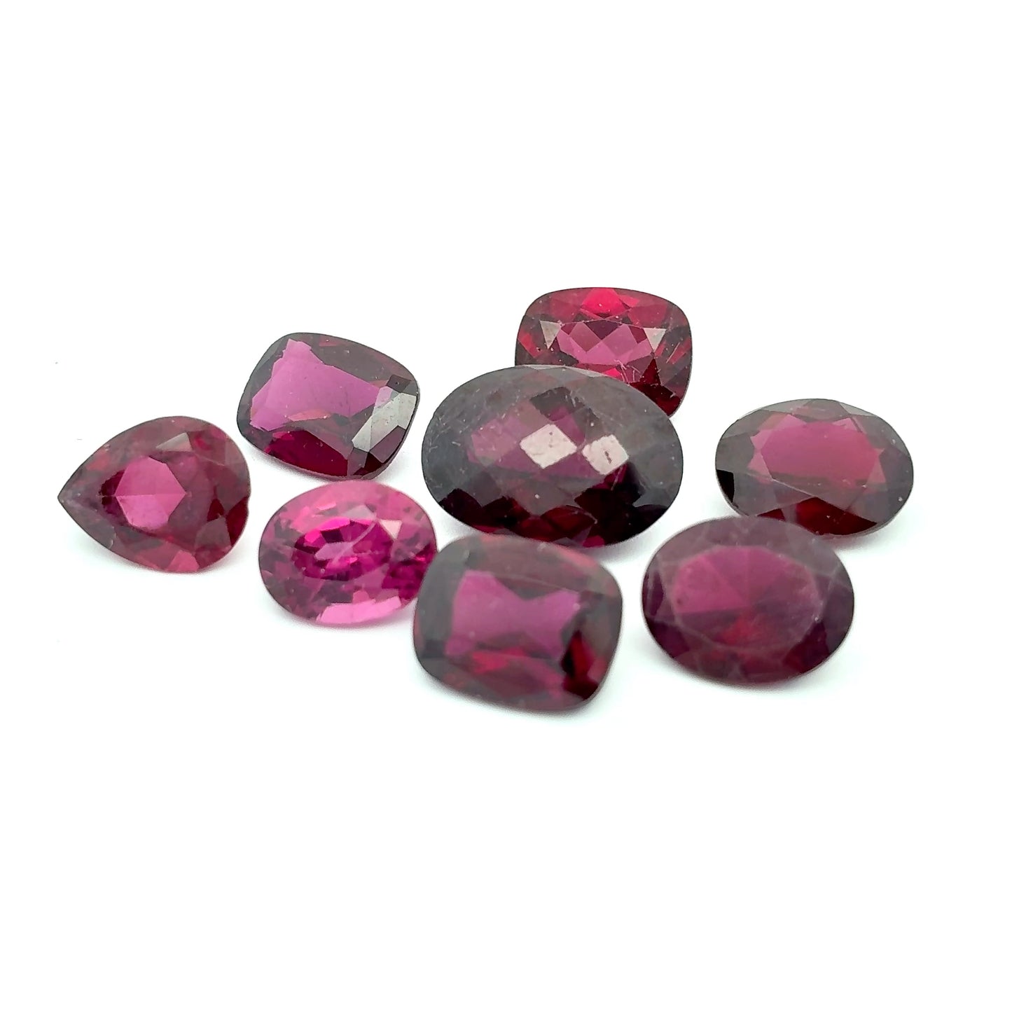 30 carats Lot of Reddish Purple Garnets, Worn 8 pieces, Faceted, Recycled, Chipped, Preformed Facet Rough