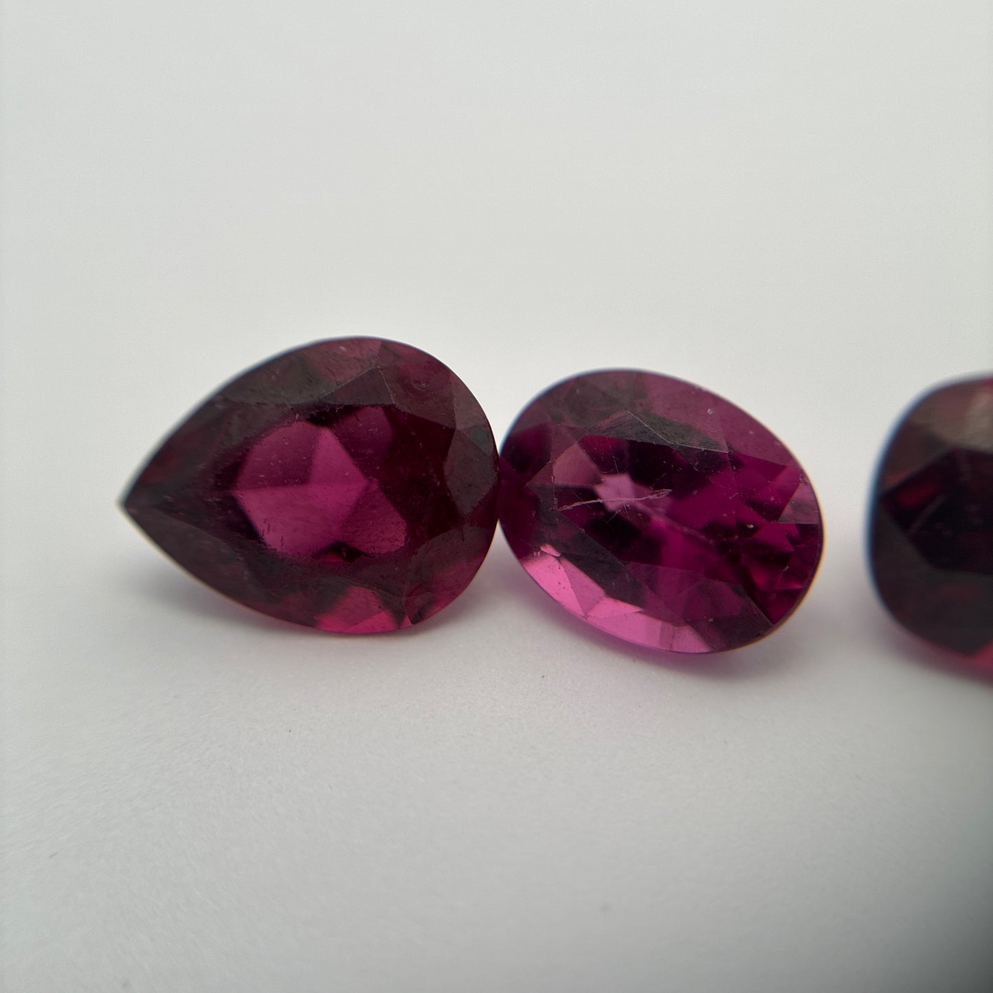 30 carats Lot of Reddish Purple Garnets, Worn 8 pieces, Faceted, Recycled, Chipped, Preformed Facet Rough