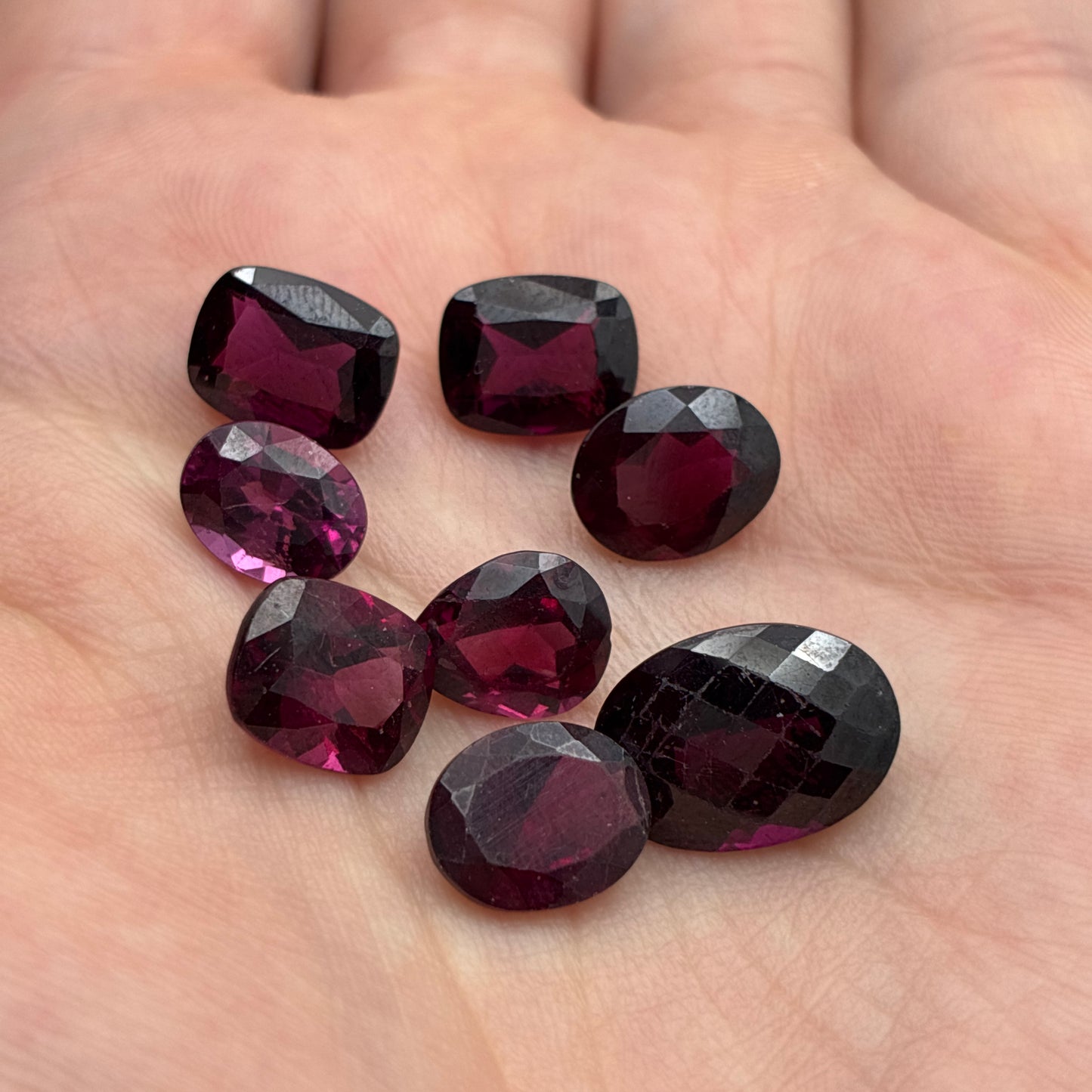 30 carats Lot of Reddish Purple Garnets, Worn 8 pieces, Faceted, Recycled, Chipped, Preformed Facet Rough