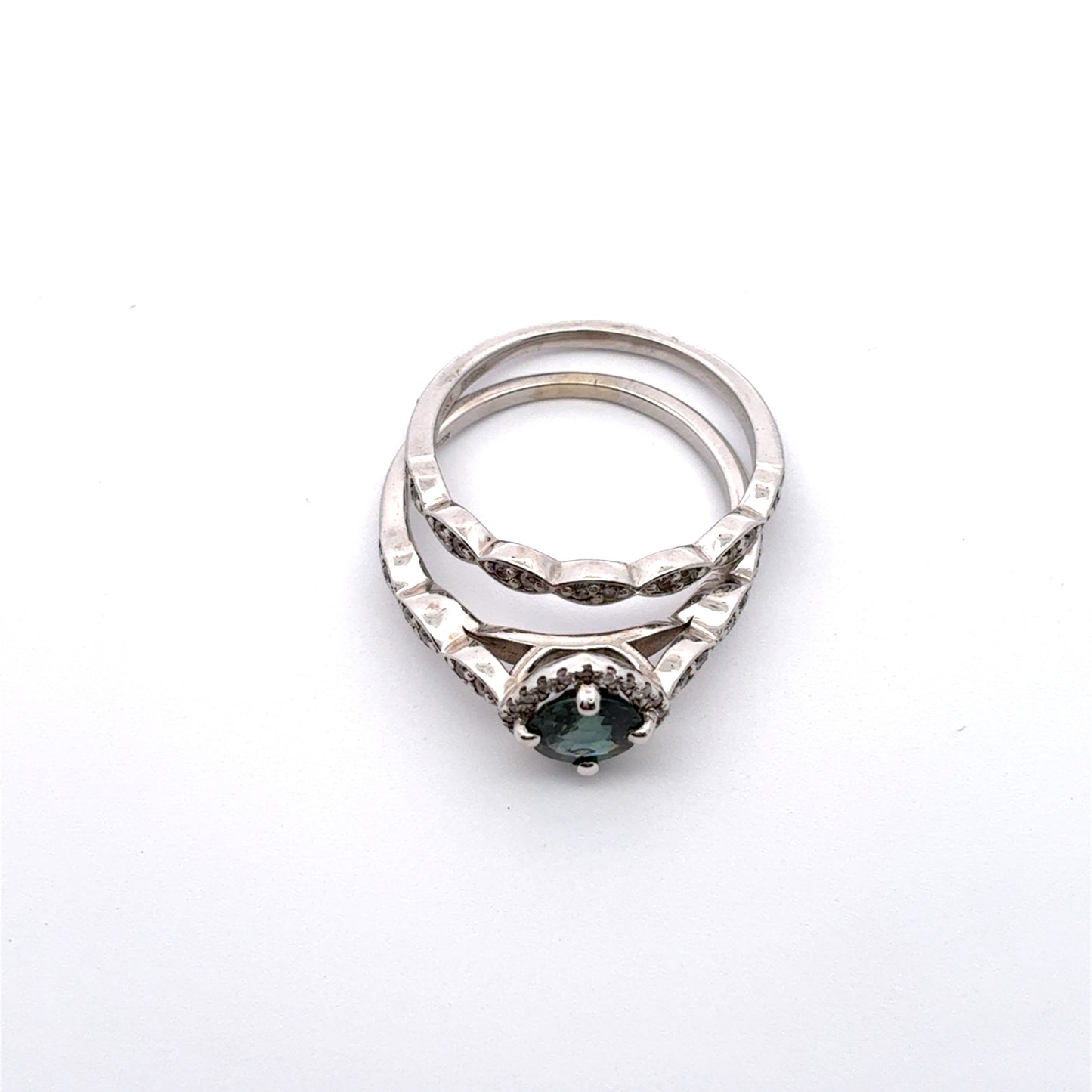 14k White Gold Diamond and Teal Green Sapphire Wedding Ring Set Size 7
