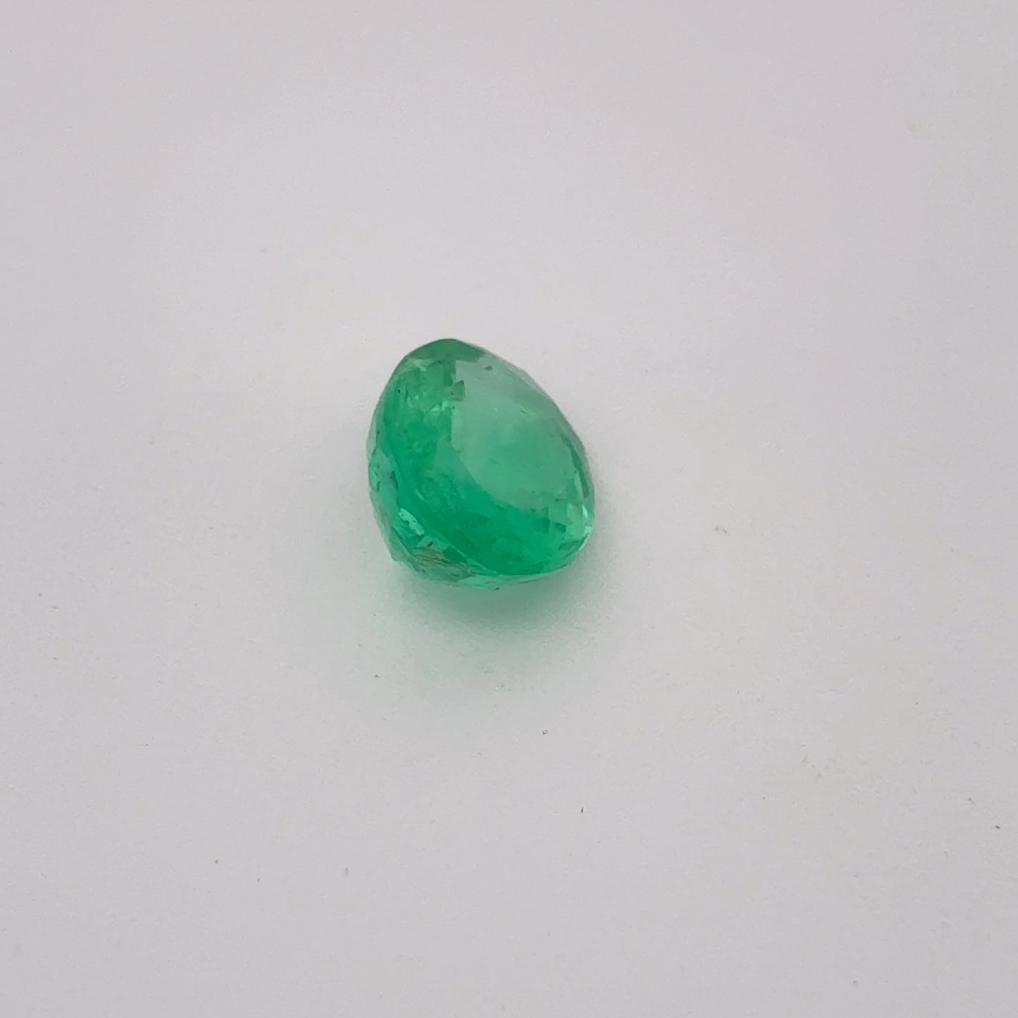 8x6mm Natural Green Emerald, 1.14 carat
