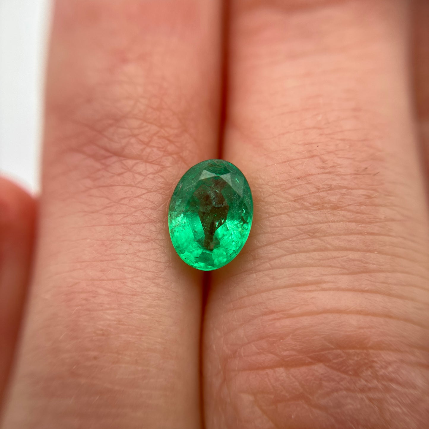 8x6mm Natural Green Emerald, 1.14 carat