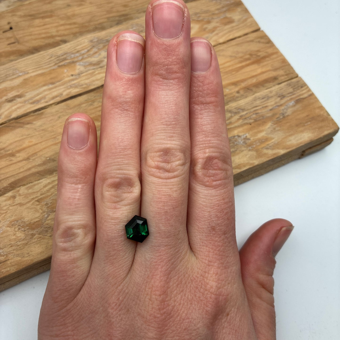 2.14 carat Hexagon cut Green Tourmaline, 9.5x7.5mm