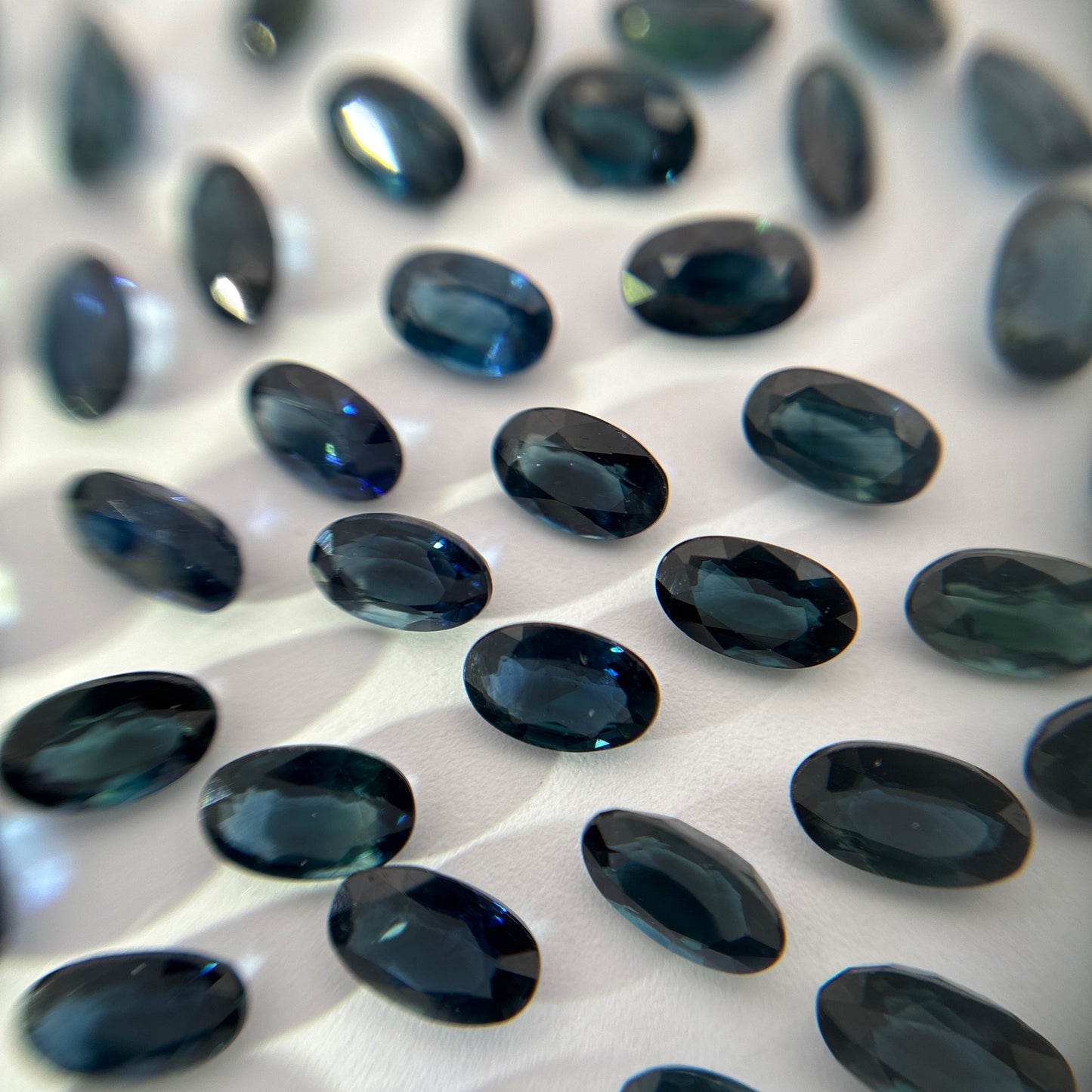 ONE Greenish Blue Natural Sapphire 5x3mm Oval Cut