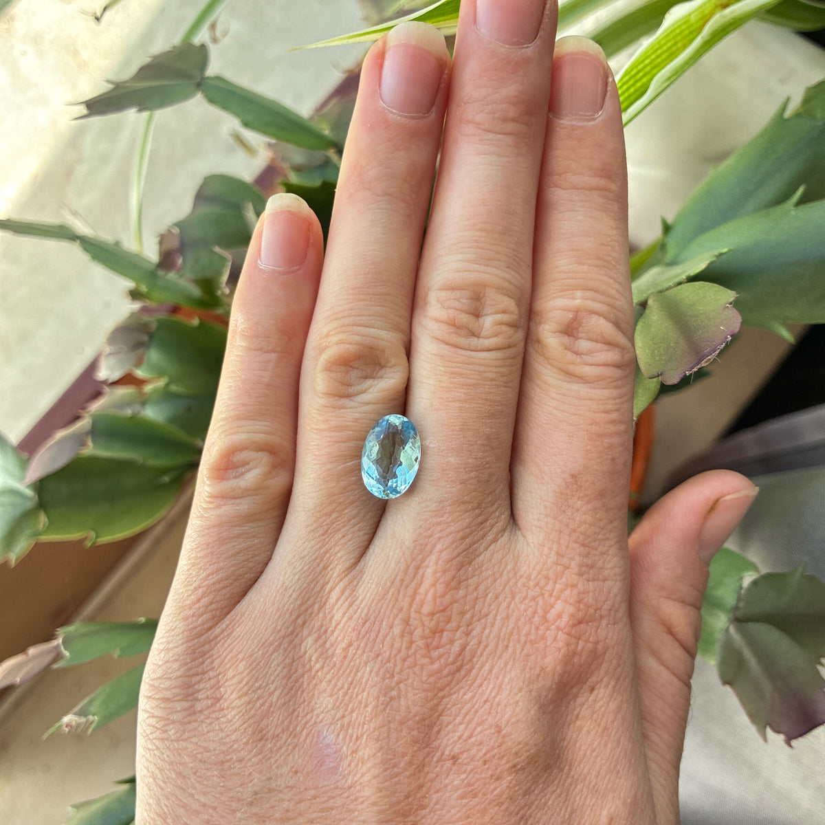 3.55 carat Blue Aquamarine, 12.5x8.5mm Oval cut Loose Gemstone