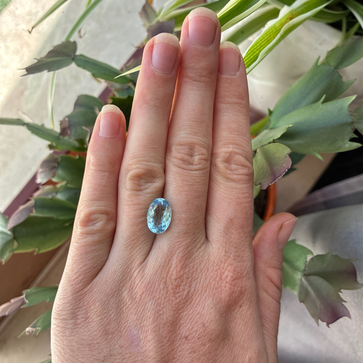 3.55 carat Blue Aquamarine, 12.5x8.5mm Oval cut Loose Gemstone