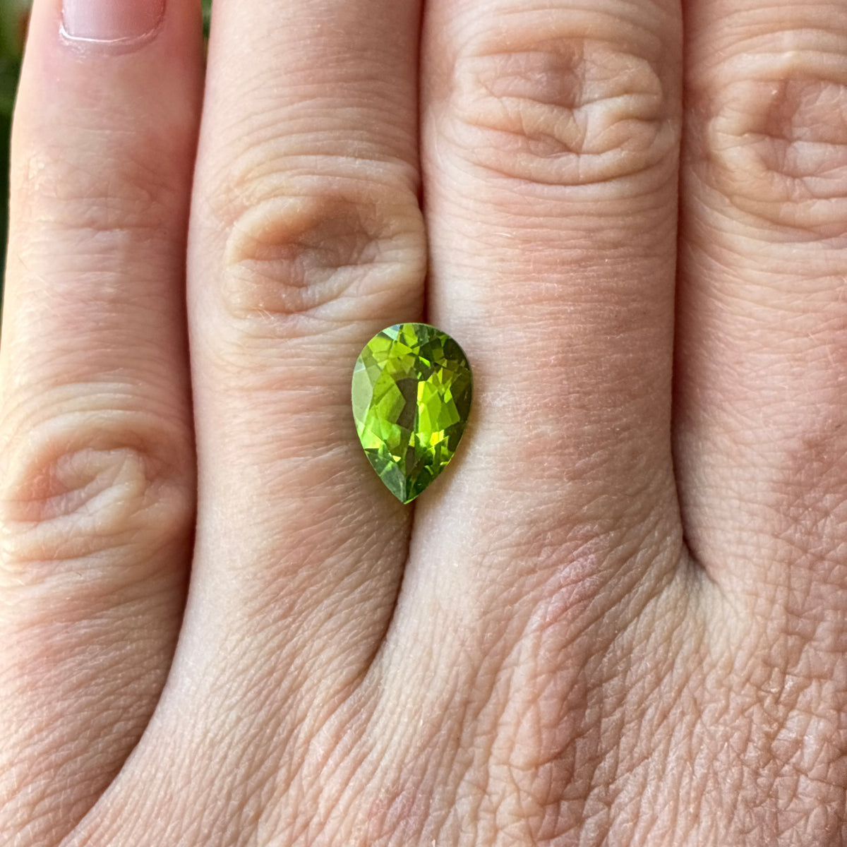 12x8mm Pear cut Peridot, 3.31 carats