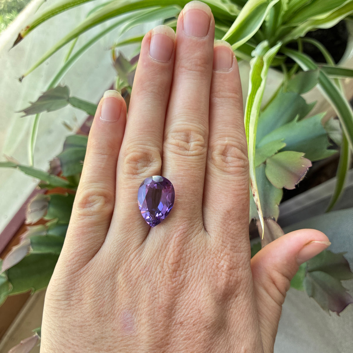 18x13mm Pear cut Amethyst, 10 carat Loose Purple Gemstone