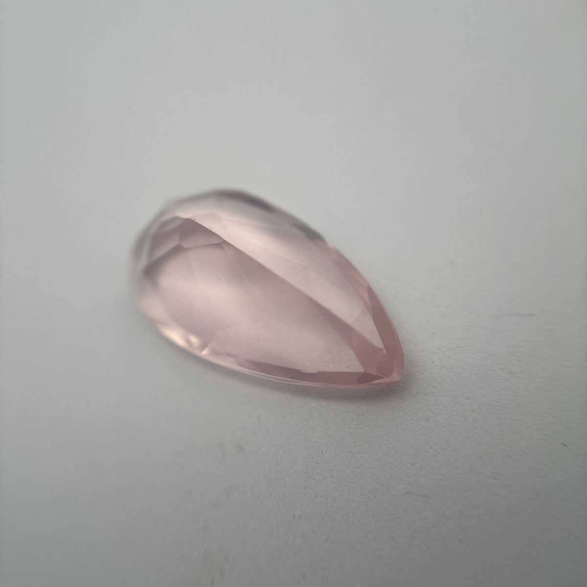 19x10mm Pear cut Rose Quartz, 6.90 carats