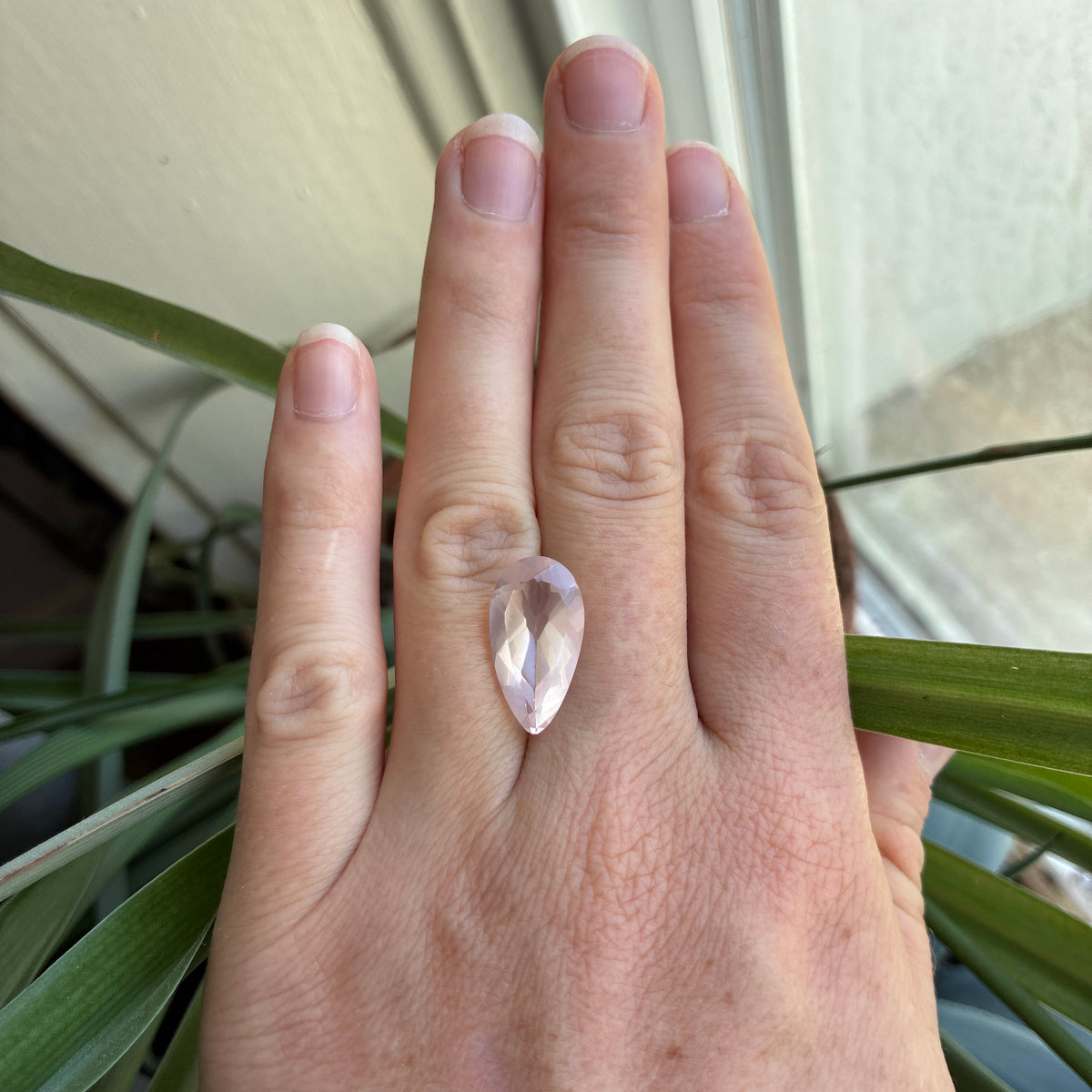 19x10mm Pear cut Rose Quartz, 6.90 carats