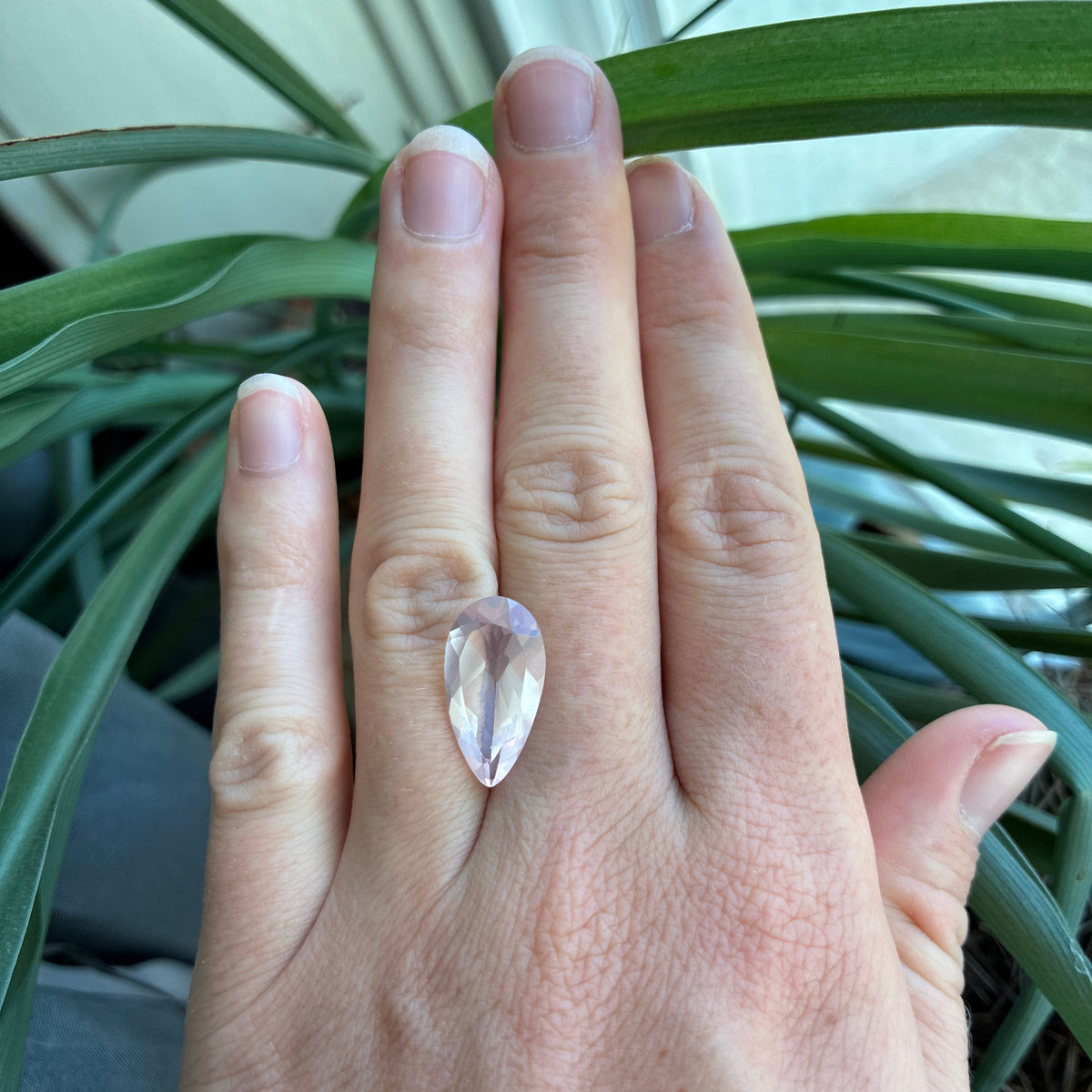 19x10mm Pear cut Rose Quartz, 6.90 carats