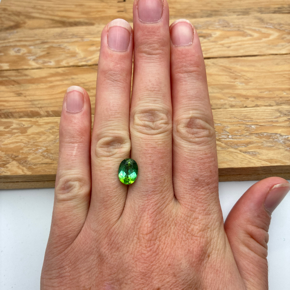 2.54 carat Green Tourmaline, 10x7.5mm Oval cut Recycled Gem