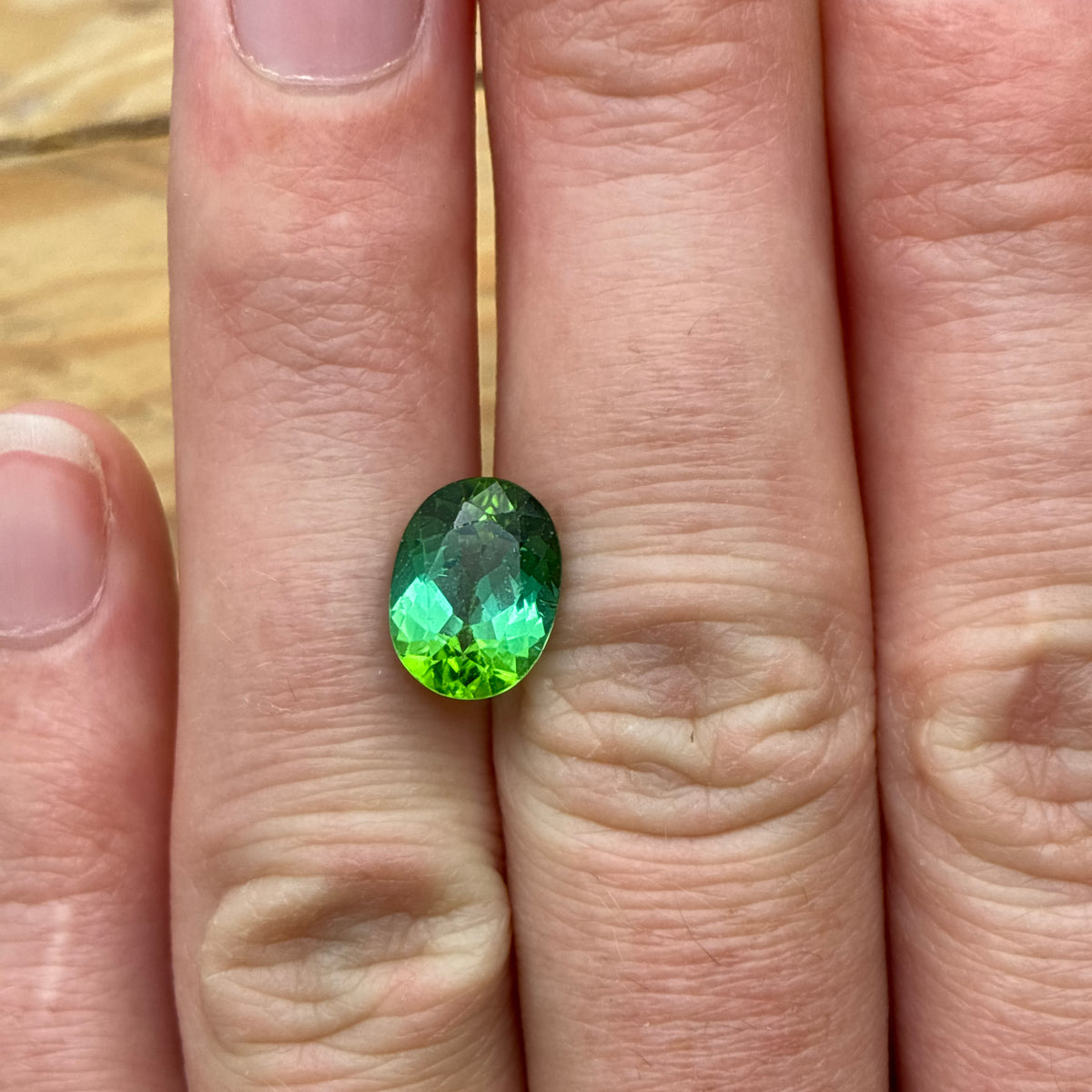 2.54 carat Green Tourmaline, 10x7.5mm Oval cut Recycled Gem