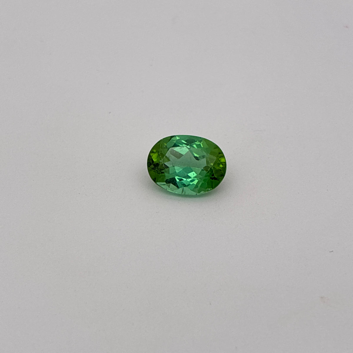 2.54 carat Green Tourmaline, 10x7.5mm Oval cut Recycled Gem