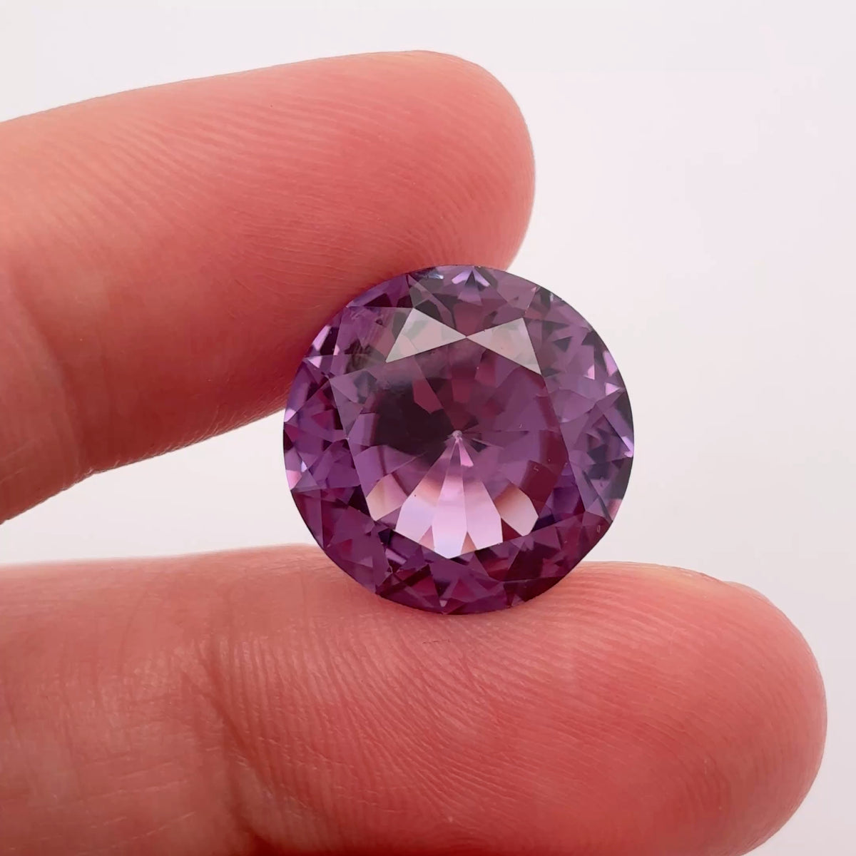 15mm Purple Color Change Lab Sapphire Round Cut 13.84 Carats