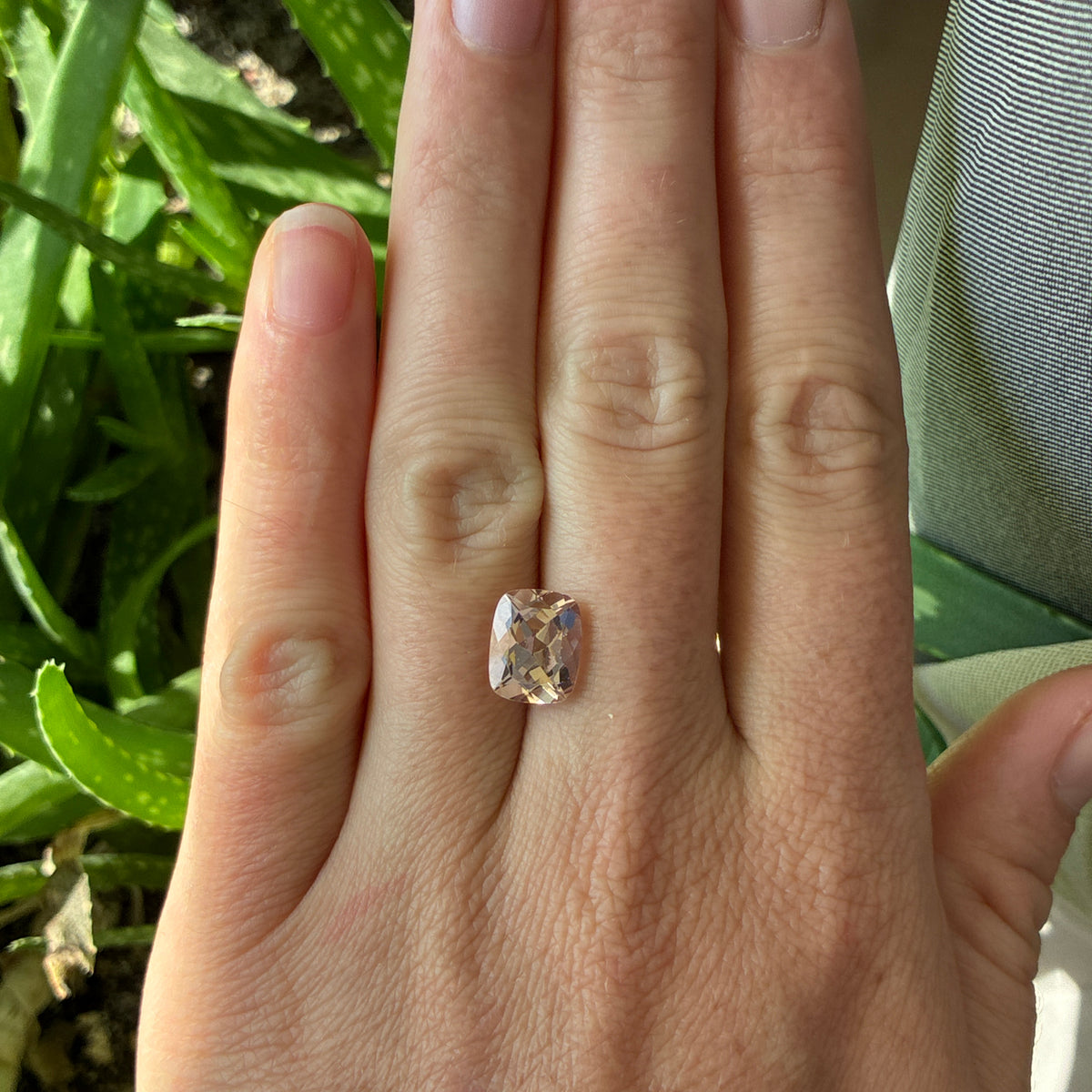 10x8mm Morganite 2.94 carat, Rectangle Cushion Cut