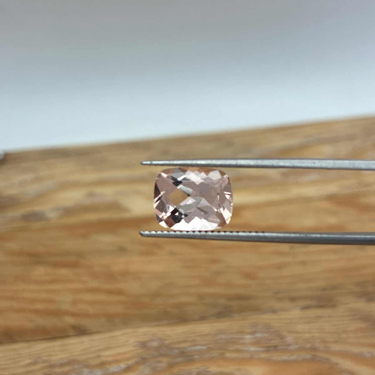 10x8mm Morganite 2.94 carat, Rectangle Cushion Cut