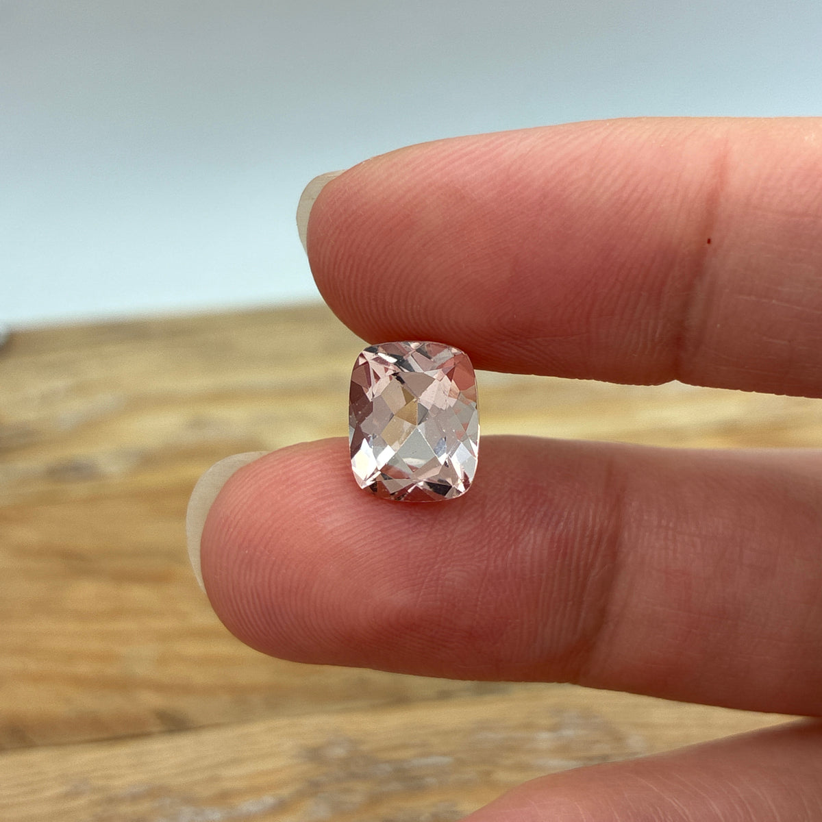 10x8mm Morganite 2.94 carat, Rectangle Cushion Cut