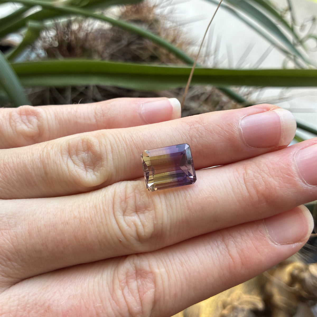 6.24 ct Ametrine, 12.3x10.1mm Emerald cut