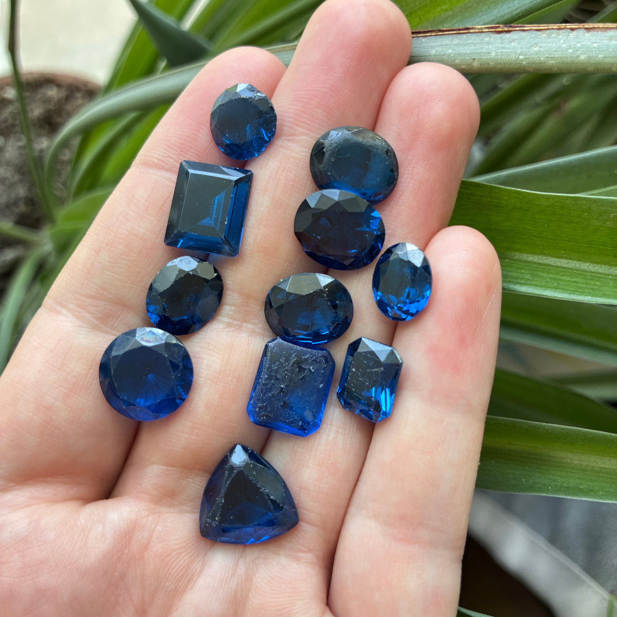 52 carat Lot of Lab Created Blue Spinel 11 stones, Discounted Worn, Faceted, Recycled, Chipped, Damaged Gemstones, Preformed Facet Rough