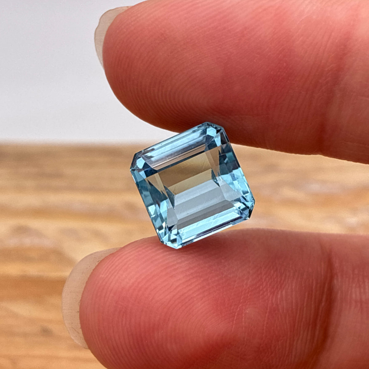 5.63 carat Aquamarine, Approx. 10.5mm Square