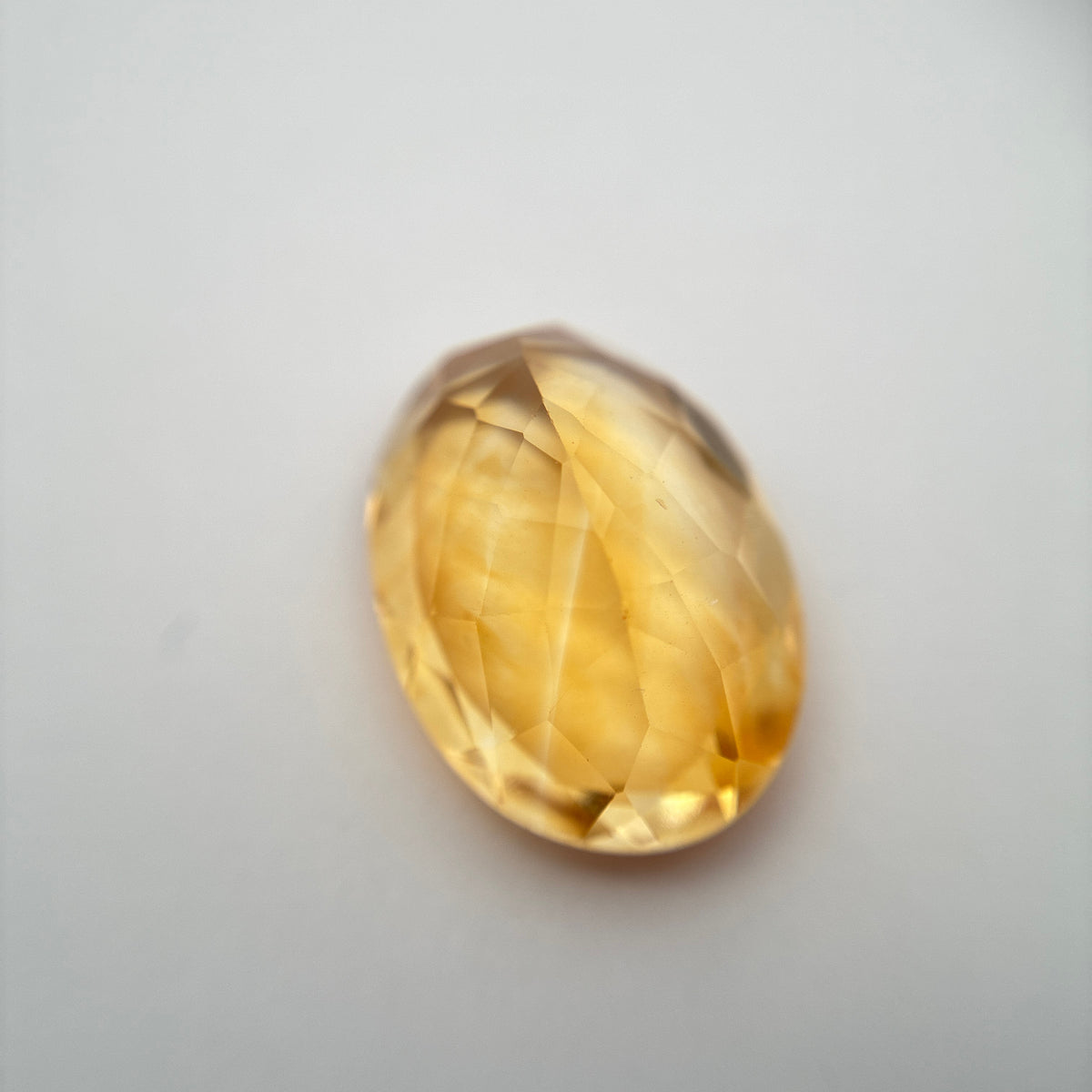 12.47 carat Citrine, 18.5x13mm Oval cut
