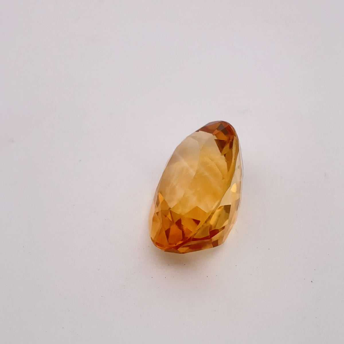 12.47 carat Citrine, 18.5x13mm Oval cut