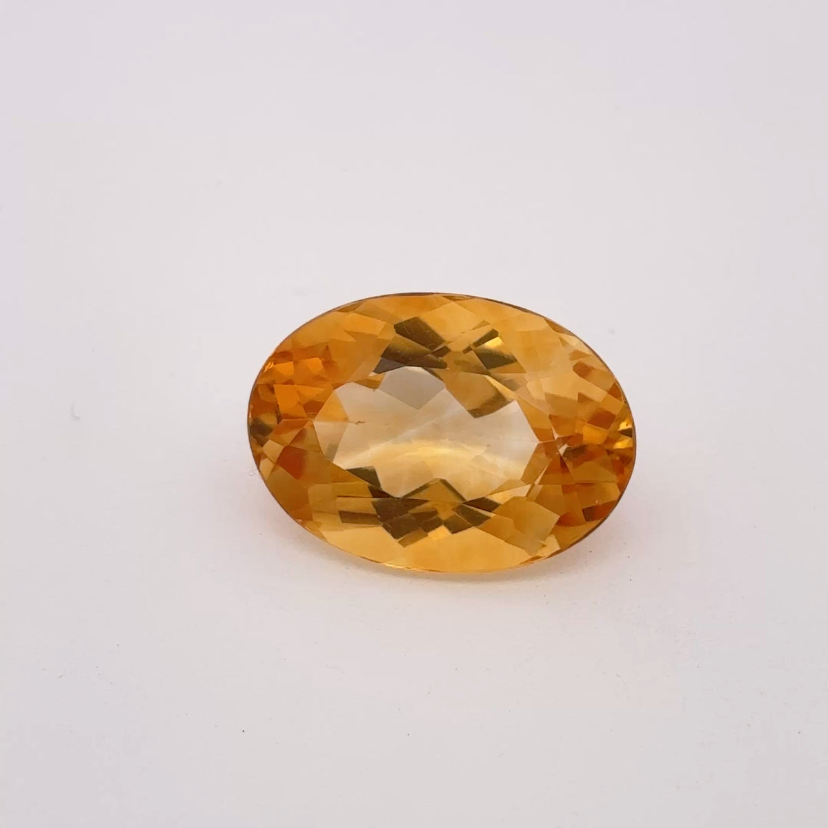 12.47 carat Citrine, 18.5x13mm Oval cut