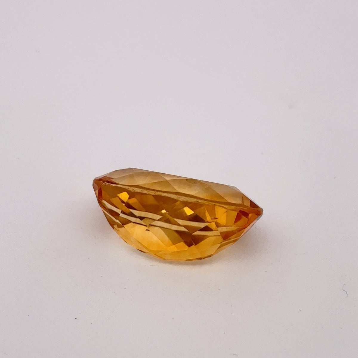 12.47 carat Citrine, 18.5x13mm Oval cut