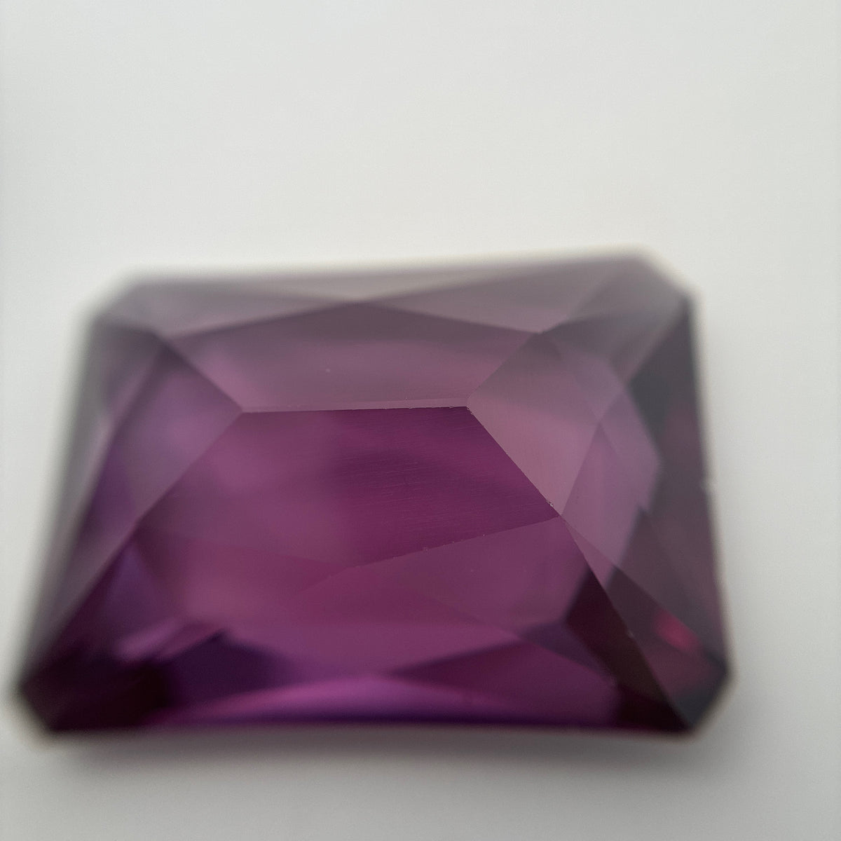 48 carat Reddish Purple Lab Sapphire, 25.7x19.3mm Rectangle cut