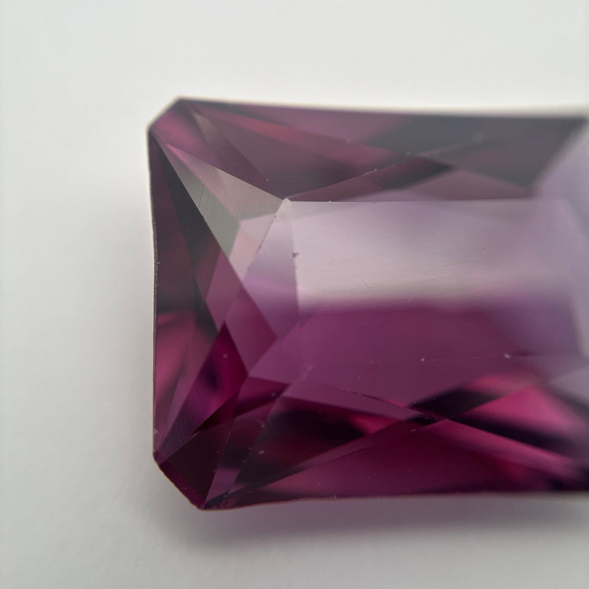 48 carat Reddish Purple Lab Sapphire, 25.7x19.3mm Rectangle cut