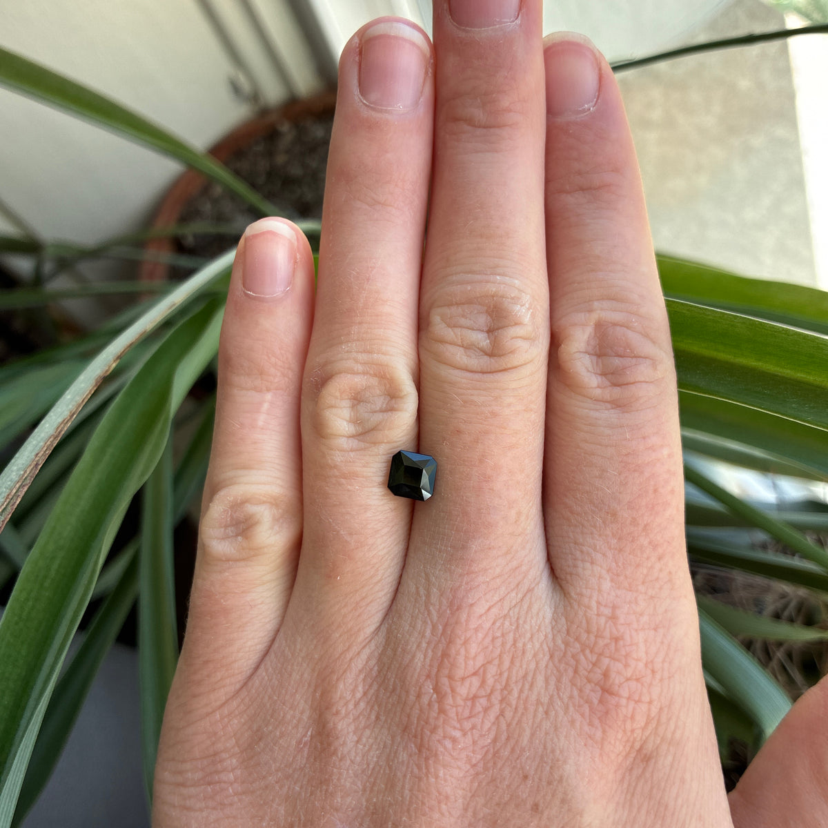 6mm Green Tourmaline, 1.25 carats