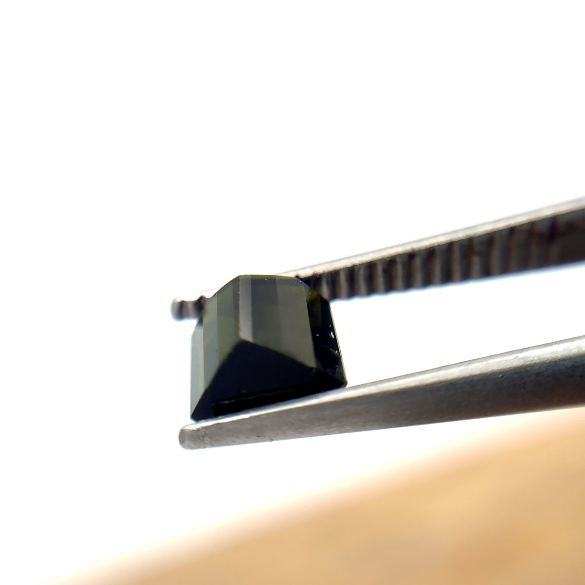 6mm Green Tourmaline, 1.25 carats
