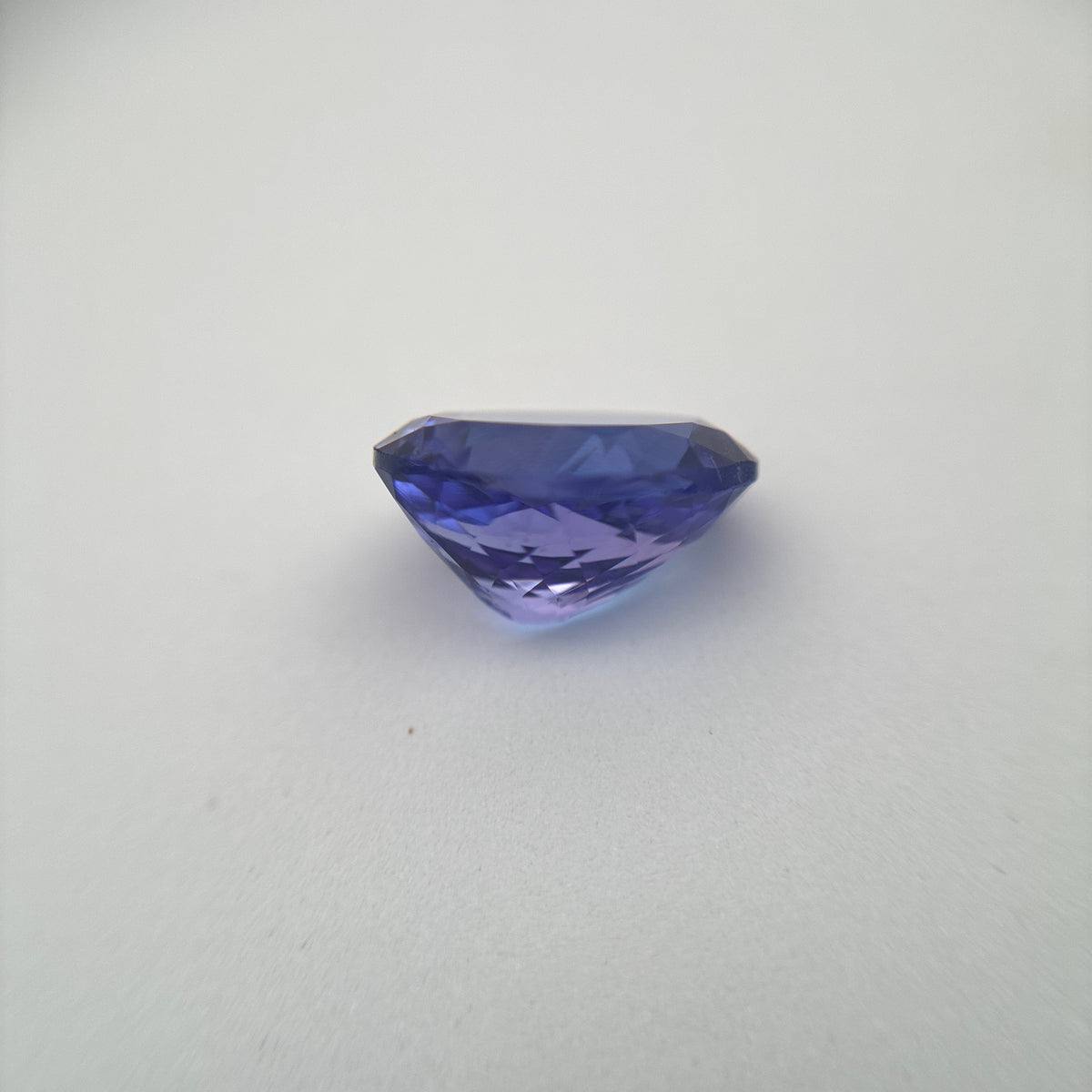 3.96 carat Violet Tanzanite, 11x8.8mm
