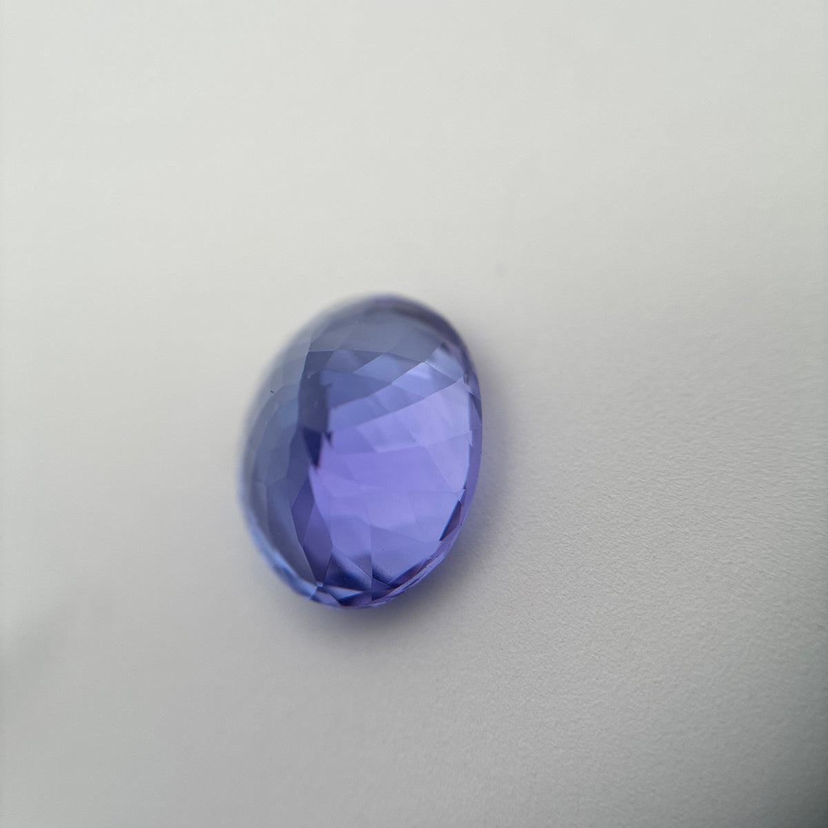 3.96 carat Violet Tanzanite, 11x8.8mm