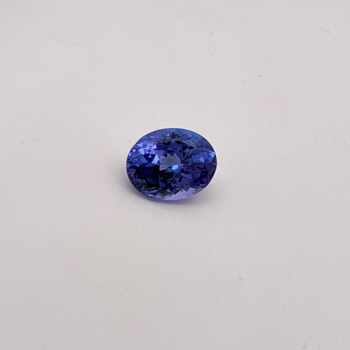 3.96 carat Violet Tanzanite, 11x8.8mm