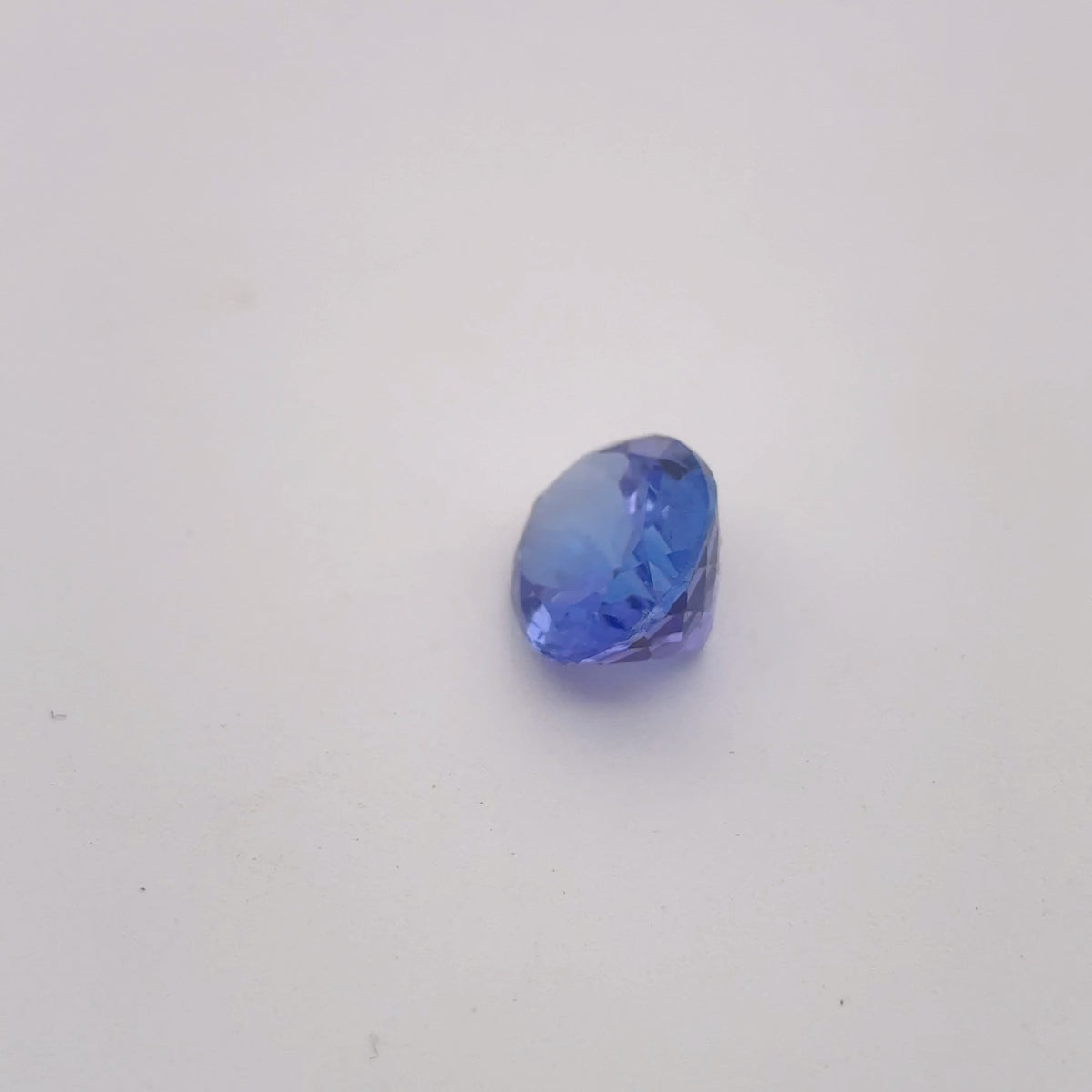 3.96 carat Violet Tanzanite, 11x8.8mm