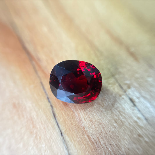 4.68 carat Deep Red Spessartite Garnet, 10x8.5mm